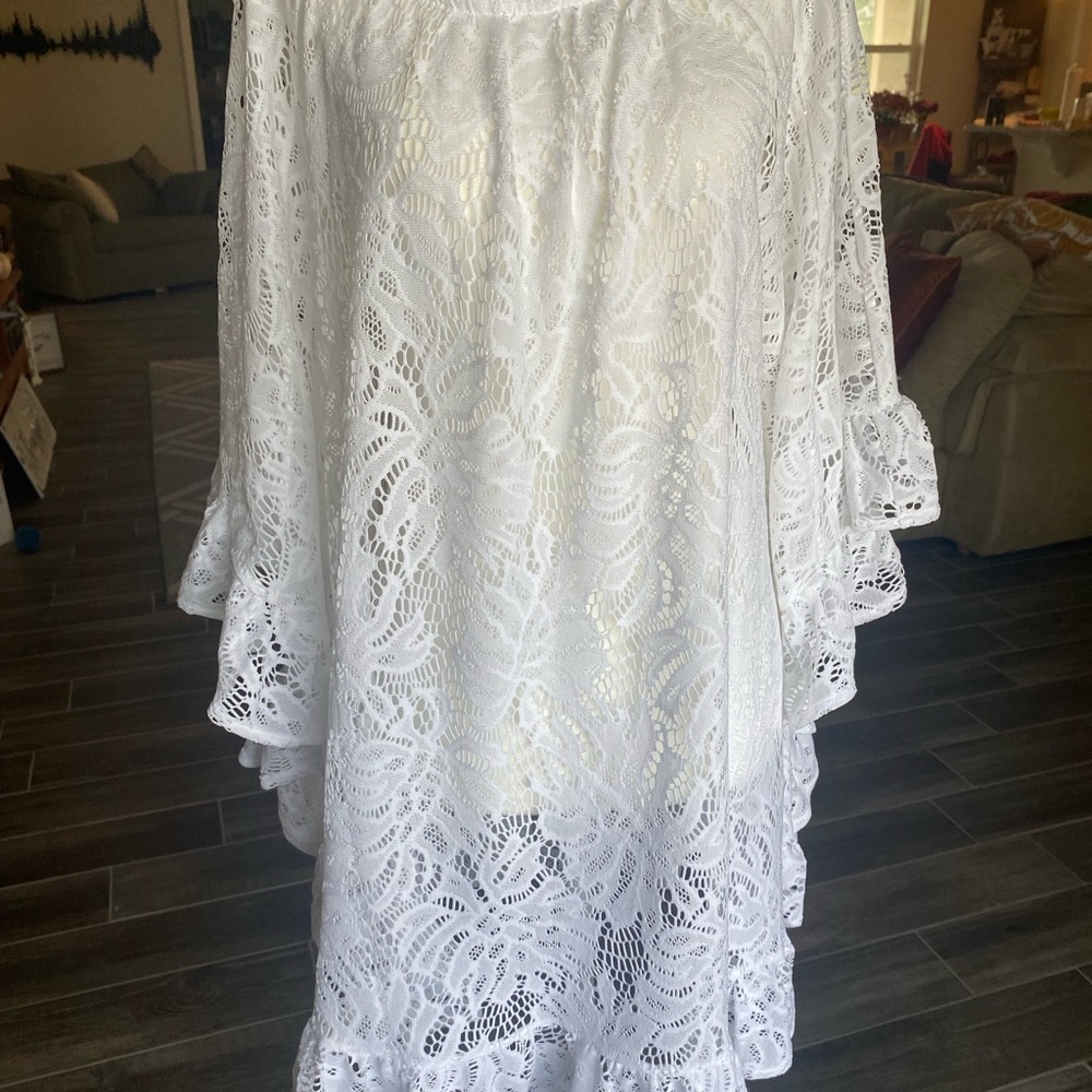 Lilly Pulitzer White Lace Coverup - Picture 2 of 4